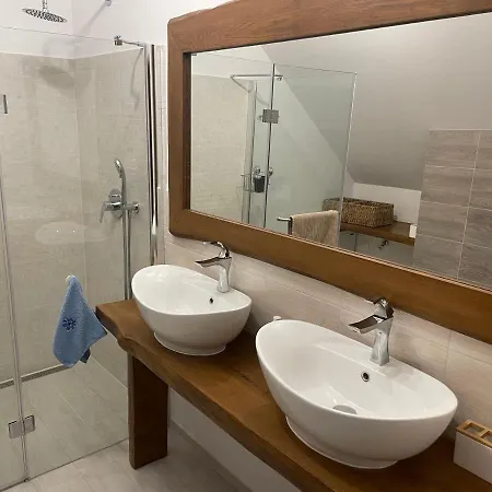 Κατάλυμα σε φάρμα W Legu Natury Nur