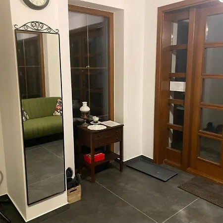 W Legu Natury Κατάλυμα σε φάρμα Nur